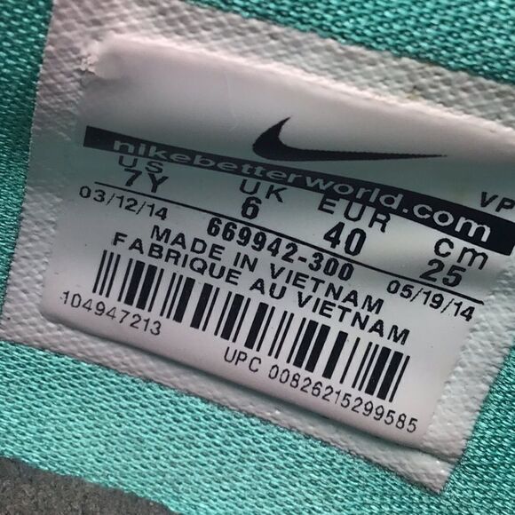 Nike KD Kevin Durant Youth Trainers In “Carnival Jade” - Picture 16 of 16